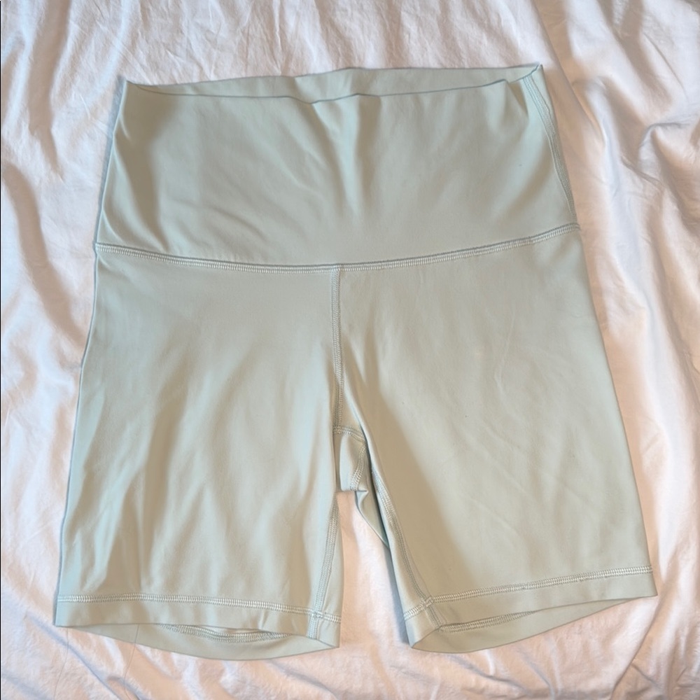 Aritzia Biker Shorts